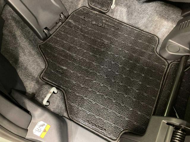 シエンタ ハイブリッドZ 寒冷地仕様車 ワンオーナー スペアキー 前席シートヒーター ETC2.0 3列シート 禁煙 アラウンドビューモニター Bluetooth搭載 パークアシスト 追従クルーズ 衝突軽減装置 メモリーナビ(42枚目)