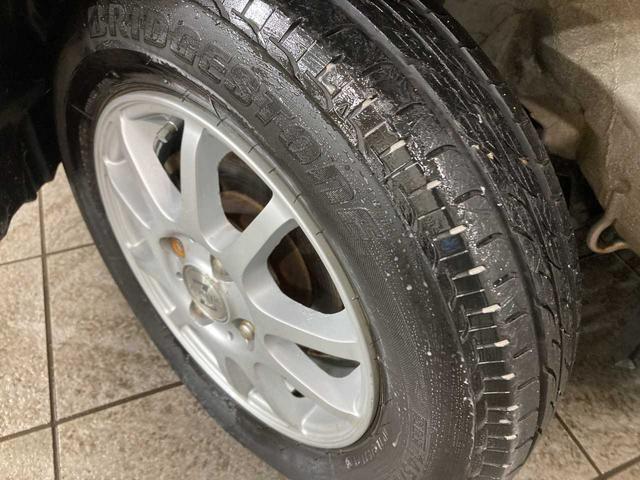 ミラ Ｘスペシャル　夏冬タイヤ付き　寒冷地仕様　ユーザー買取　フルタイム４ＷＤ　リモコンキー　ドライブレコーダー　セキュリティアラーム　パワーウインドウ　エアバック　パワステ　ＡＢＳ　衝突安全ボディ（6枚目）