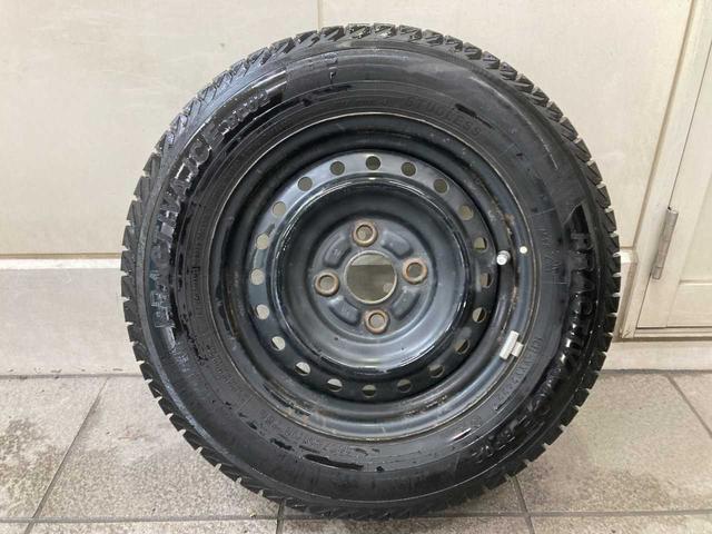 ミラ Ｘスペシャル　夏冬タイヤ付き　寒冷地仕様　ユーザー買取　フルタイム４ＷＤ　リモコンキー　ドライブレコーダー　セキュリティアラーム　パワーウインドウ　エアバック　パワステ　ＡＢＳ　衝突安全ボディ（8枚目）