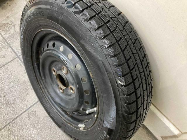 ミラ Ｘスペシャル　夏冬タイヤ付き　寒冷地仕様　ユーザー買取　フルタイム４ＷＤ　リモコンキー　ドライブレコーダー　セキュリティアラーム　パワーウインドウ　エアバック　パワステ　ＡＢＳ　衝突安全ボディ（9枚目）