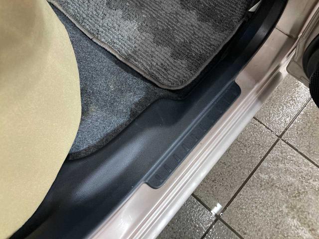 ミラ Ｘスペシャル　夏冬タイヤ付き　寒冷地仕様　ユーザー買取　フルタイム４ＷＤ　リモコンキー　ドライブレコーダー　セキュリティアラーム　パワーウインドウ　エアバック　パワステ　ＡＢＳ　衝突安全ボディ（35枚目）