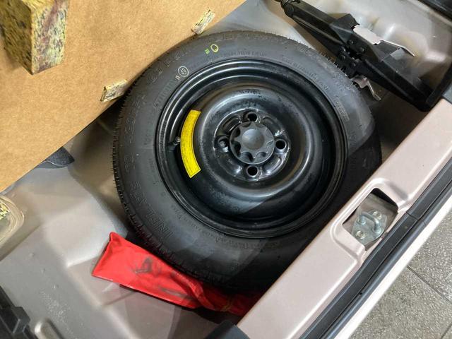 ミラ Ｘスペシャル　夏冬タイヤ付き　寒冷地仕様　ユーザー買取　フルタイム４ＷＤ　リモコンキー　ドライブレコーダー　セキュリティアラーム　パワーウインドウ　エアバック　パワステ　ＡＢＳ　衝突安全ボディ（72枚目）