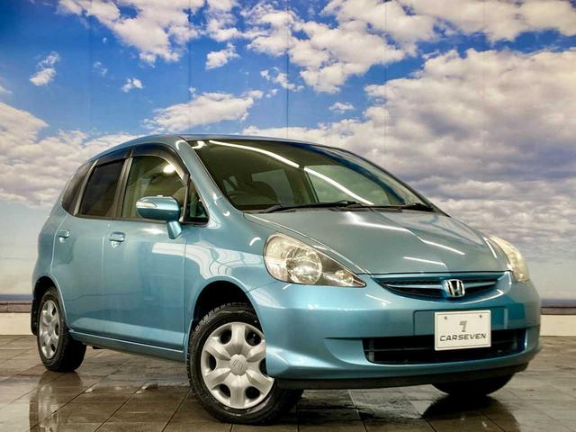 フィット 1.3A 寒冷地仕様 夏冬タイヤ付き 4WD キーレスエントリー 電動格納ミラー チップアップシート ABS パワステ パワーウィンドウ(10枚目)