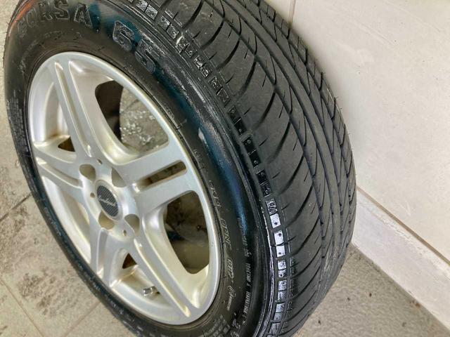 フィット 1.3A 寒冷地仕様 夏冬タイヤ付き 4WD キーレスエントリー 電動格納ミラー チップアップシート ABS パワステ パワーウィンドウ(39枚目)