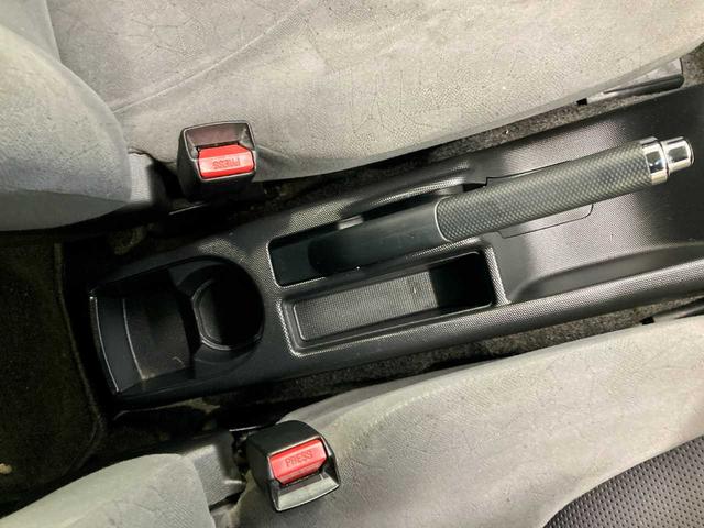 フィット 1.3A 寒冷地仕様 夏冬タイヤ付き 4WD キーレスエントリー 電動格納ミラー チップアップシート ABS パワステ パワーウィンドウ(50枚目)