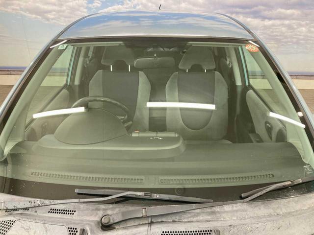 フィット 1.3A 寒冷地仕様 夏冬タイヤ付き 4WD キーレスエントリー 電動格納ミラー チップアップシート ABS パワステ パワーウィンドウ(53枚目)