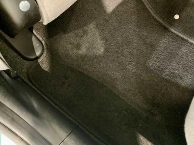 フィット 1.3A 寒冷地仕様 夏冬タイヤ付き 4WD キーレスエントリー 電動格納ミラー チップアップシート ABS パワステ パワーウィンドウ(67枚目)