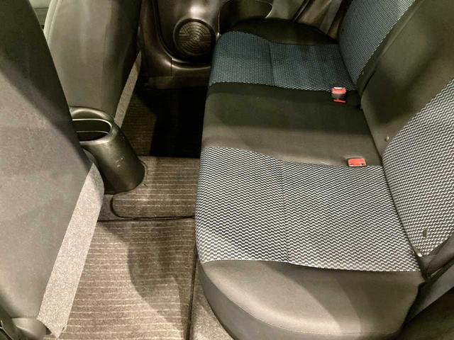 ノート Ｘ　ＦＯＵＲ　夏冬タイヤ付き　エンジンスターター　禁煙　ＥＴＣ　衝突安全ボディ　ワンセグＴＶ　パワーステアリング　ＡＵＸ端子　メモリーナビ付き　切替４ＷＤ　ＤＶＤ再生可（56枚目）