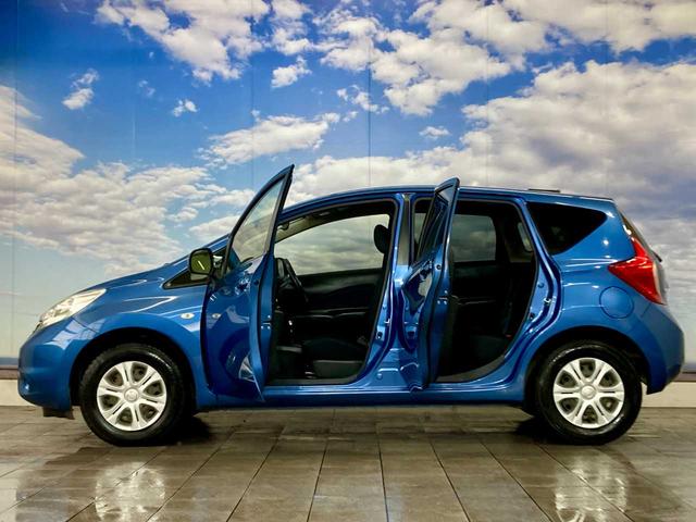 ノート Ｘ　ＦＯＵＲ　夏冬タイヤ付き　エンジンスターター　禁煙　ＥＴＣ　衝突安全ボディ　ワンセグＴＶ　パワーステアリング　ＡＵＸ端子　メモリーナビ付き　切替４ＷＤ　ＤＶＤ再生可（62枚目）