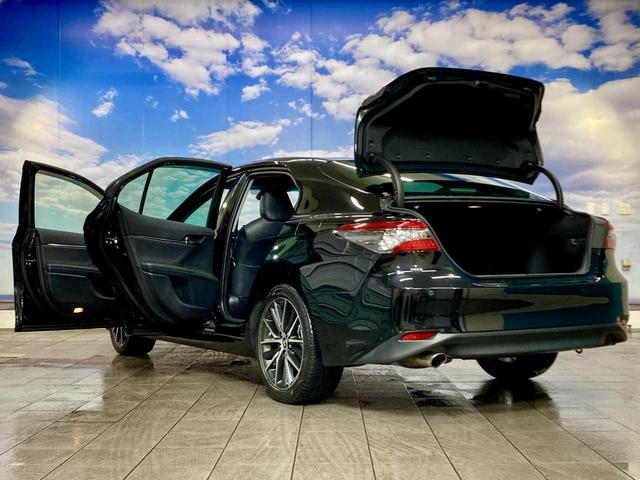 カムリ Ｇレザーパッケージ　夏冬タイヤ付き　スペアキー　エンジンスターター　寒冷地仕様　本革　レーンキープアシスト　Ｂｌｕｅｔｏｏｔｈ　全周囲カメラ　ワンオーナー　メモリーナビ　レーダークルーズコントロール　ＬＥＤ　フルセグＴＶ（58枚目）