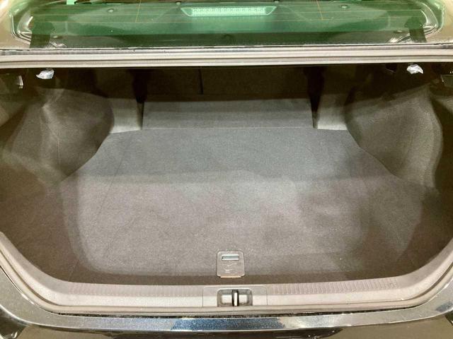 カムリ Ｇレザーパッケージ　夏冬タイヤ付き　スペアキー　エンジンスターター　寒冷地仕様　本革　レーンキープアシスト　Ｂｌｕｅｔｏｏｔｈ　全周囲カメラ　ワンオーナー　メモリーナビ　レーダークルーズコントロール　ＬＥＤ　フルセグＴＶ（75枚目）