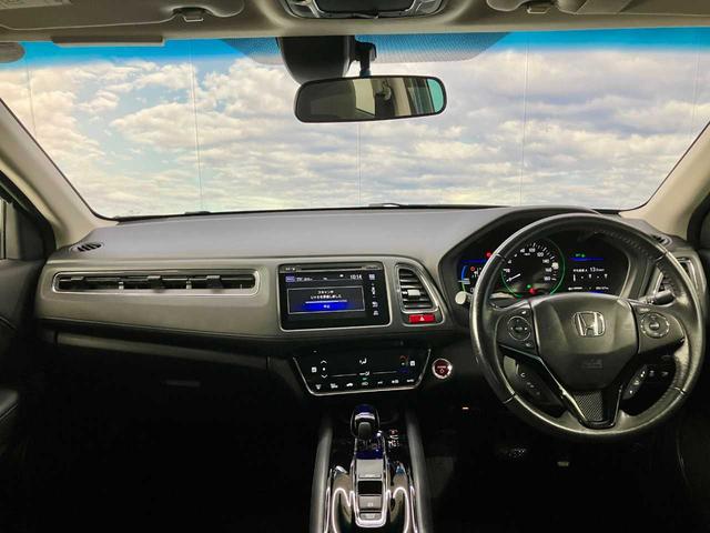 ヴェゼル ハイブリッドＸ・Ｌパッケージ　Ｂｌｕｅｔｏｏｔｈ対応　メモリナビ　寒冷地　ナビ＆ＴＶ　Ｒカメラ　フルタイム４ＷＤ　盗難防止システム　ＬＥＤライト　シートヒータ　キーレス　オートクルーズコントロール　電動格納ミラー　サイドＳＲＳ（4枚目）