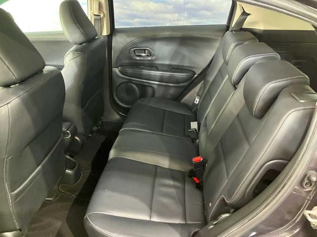 ヴェゼル ハイブリッドＸ・Ｌパッケージ　Ｂｌｕｅｔｏｏｔｈ対応　メモリナビ　寒冷地　ナビ＆ＴＶ　Ｒカメラ　フルタイム４ＷＤ　盗難防止システム　ＬＥＤライト　シートヒータ　キーレス　オートクルーズコントロール　電動格納ミラー　サイドＳＲＳ（50枚目）