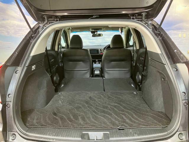 ヴェゼル ハイブリッドＸ・Ｌパッケージ　Ｂｌｕｅｔｏｏｔｈ対応　メモリナビ　寒冷地　ナビ＆ＴＶ　Ｒカメラ　フルタイム４ＷＤ　盗難防止システム　ＬＥＤライト　シートヒータ　キーレス　オートクルーズコントロール　電動格納ミラー　サイドＳＲＳ（61枚目）