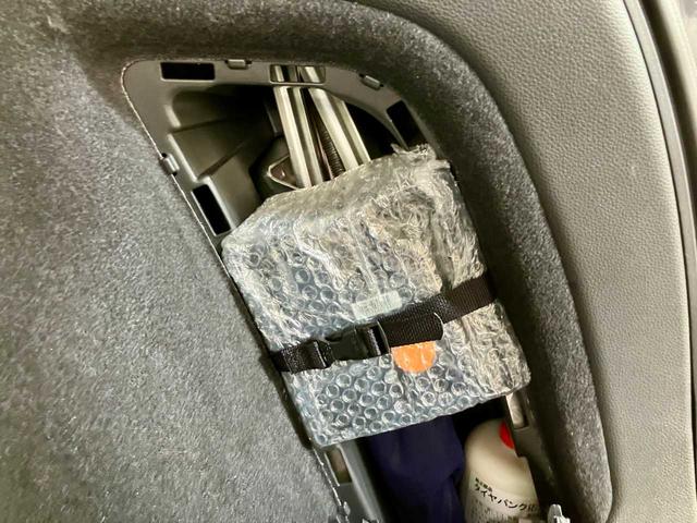 ヴェゼル ハイブリッドＸ・Ｌパッケージ　Ｂｌｕｅｔｏｏｔｈ対応　メモリナビ　寒冷地　ナビ＆ＴＶ　Ｒカメラ　フルタイム４ＷＤ　盗難防止システム　ＬＥＤライト　シートヒータ　キーレス　オートクルーズコントロール　電動格納ミラー　サイドＳＲＳ（63枚目）