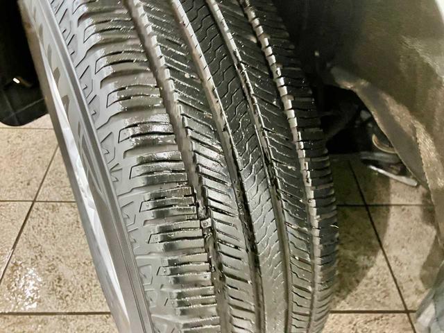 ヴァンガード 240S 夏冬タイヤ付き エンジンスターター ドラレコ ワンセグ キーレス サイドエアバック エアバッグ Bカメ アルミ スマートキー 電動格納ミラー ABS フルタイム4WD 衝突安全ボディ 寒冷地(3枚目)