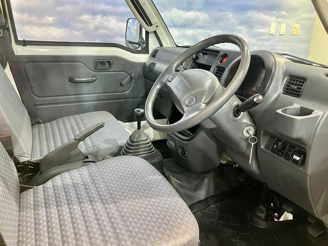 ハイゼットトラック ローダンプ　夏冬タイヤ付き　ダンプ　取扱説明書　メンテナスノート　スペアキー　ラジオ　灰皿（23枚目）