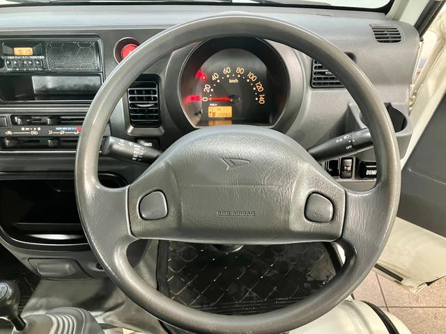 ハイゼットトラック ローダンプ　夏冬タイヤ付き　ダンプ　取扱説明書　メンテナスノート　スペアキー　ラジオ　灰皿（25枚目）