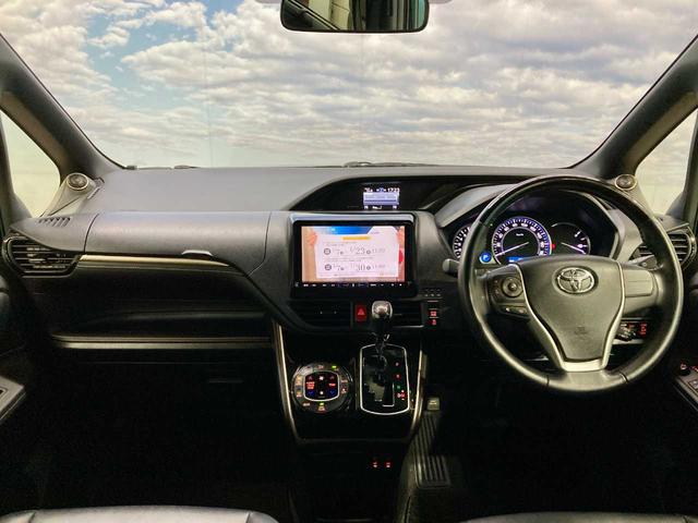 エスクァイア Ｇｉ　ブラックテーラード　夏冬タイヤ付き　寒冷地仕様　スペアキー　エンジンスターター　Ｂｌｕｅｔｏｏｔｈ搭載　バックカメラ　衝突軽減ブレーキ　両側パワースライドドア　シートヒーター　ＥＴＣ　メモリーナビ　ＬＥＤヘッドライト（2枚目）