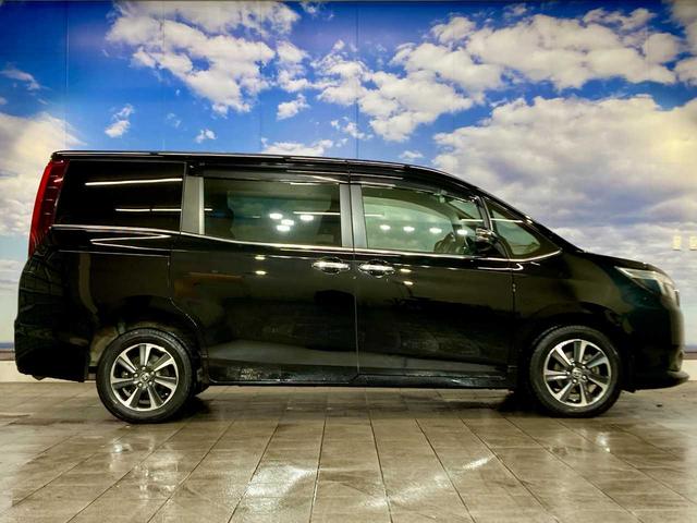 エスクァイア Ｇｉ　ブラックテーラード　夏冬タイヤ付き　寒冷地仕様　スペアキー　エンジンスターター　Ｂｌｕｅｔｏｏｔｈ搭載　バックカメラ　衝突軽減ブレーキ　両側パワースライドドア　シートヒーター　ＥＴＣ　メモリーナビ　ＬＥＤヘッドライト（11枚目）