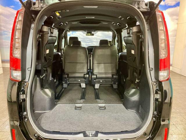 エスクァイア Ｇｉ　ブラックテーラード　夏冬タイヤ付き　寒冷地仕様　スペアキー　エンジンスターター　Ｂｌｕｅｔｏｏｔｈ搭載　バックカメラ　衝突軽減ブレーキ　両側パワースライドドア　シートヒーター　ＥＴＣ　メモリーナビ　ＬＥＤヘッドライト（17枚目）