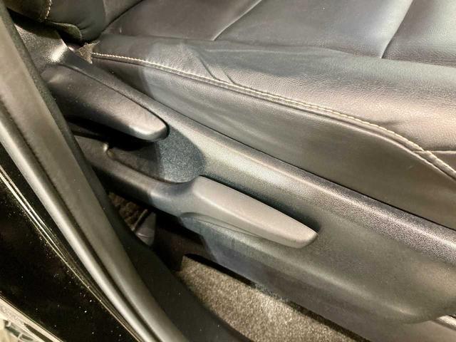 エスクァイア Ｇｉ　ブラックテーラード　夏冬タイヤ付き　寒冷地仕様　スペアキー　エンジンスターター　Ｂｌｕｅｔｏｏｔｈ搭載　バックカメラ　衝突軽減ブレーキ　両側パワースライドドア　シートヒーター　ＥＴＣ　メモリーナビ　ＬＥＤヘッドライト（61枚目）