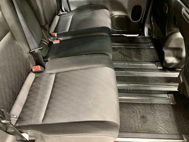セレナ ハイウェイスターＶ　寒冷地仕様　Ｂｌｕｅｔｏｏｔｈ搭載　ＥＴＣ　ＬＥＤライト　ドラレコ　衝突被害軽減　前後ソナー　ウォークスルー　両側パワ－スライドドア　アラウンドビュ－モニター　パーキングアシスト　追従クルーズ　４ＷＤ（22枚目）
