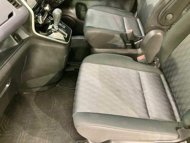 セレナ ハイウェイスターＶ　寒冷地仕様　Ｂｌｕｅｔｏｏｔｈ搭載　ＥＴＣ　ＬＥＤライト　ドラレコ　衝突被害軽減　前後ソナー　ウォークスルー　両側パワ－スライドドア　アラウンドビュ－モニター　パーキングアシスト　追従クルーズ　４ＷＤ（26枚目）