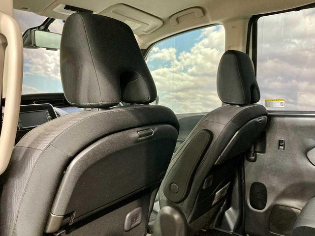 セレナ ハイウェイスターＶ　寒冷地仕様　Ｂｌｕｅｔｏｏｔｈ搭載　ＥＴＣ　ＬＥＤライト　ドラレコ　衝突被害軽減　前後ソナー　ウォークスルー　両側パワ－スライドドア　アラウンドビュ－モニター　パーキングアシスト　追従クルーズ　４ＷＤ（28枚目）