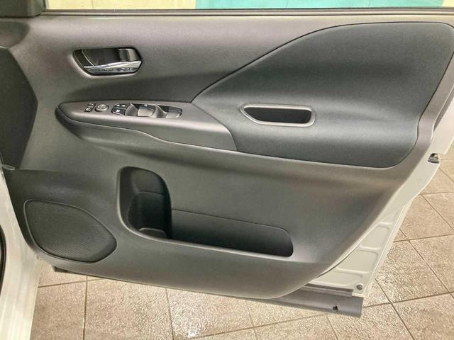 セレナ ハイウェイスターＶ　寒冷地仕様　Ｂｌｕｅｔｏｏｔｈ搭載　ＥＴＣ　ＬＥＤライト　ドラレコ　衝突被害軽減　前後ソナー　ウォークスルー　両側パワ－スライドドア　アラウンドビュ－モニター　パーキングアシスト　追従クルーズ　４ＷＤ（76枚目）