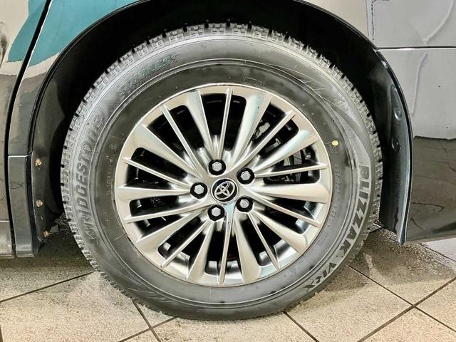 アルファード 3.5エグゼクティブラウンジS 純正エンジンスターター 純正フリップダウンモニター ダウンサス ツインサンルーフ レーダークルーズコントロール シートエアコン コーナーセンサ 禁煙車 サンルーフ ETC2.0 寒冷地仕様 ワンオーナ(8枚目)