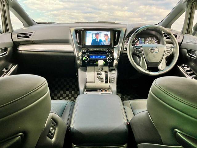 アルファード 3.5エグゼクティブラウンジS 純正エンジンスターター 純正フリップダウンモニター ダウンサス ツインサンルーフ レーダークルーズコントロール シートエアコン コーナーセンサ 禁煙車 サンルーフ ETC2.0 寒冷地仕様 ワンオーナ(26枚目)