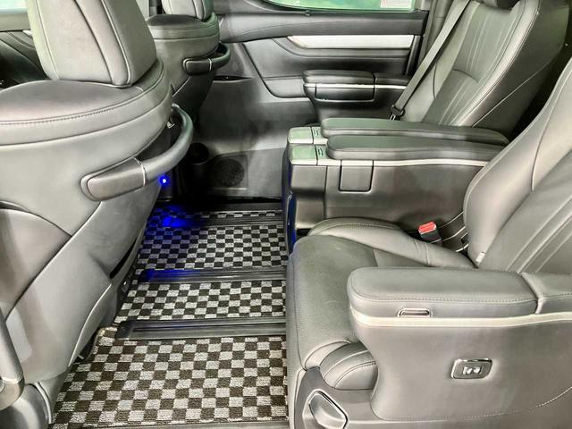 アルファード 3.5エグゼクティブラウンジS 純正エンジンスターター 純正フリップダウンモニター ダウンサス ツインサンルーフ レーダークルーズコントロール シートエアコン コーナーセンサ 禁煙車 サンルーフ ETC2.0 寒冷地仕様 ワンオーナ(64枚目)