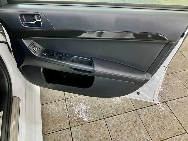 �J�[�Z�u������X�͎s�������R�X���������ɂ������܂��􂨋C�y�ɂ�������肭�������B�Ԃɐ��ʂ����X�^�b�t�����q�l�����}���������܂��B���⍇���͒ʘb���������@�O�O�V�W�|�U�O�S�O�|�P�Q�V�Q�@�܂łǂ����I