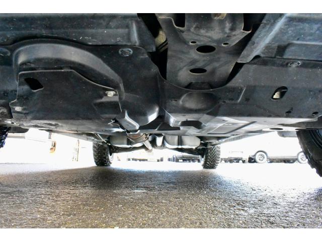 デリカＤ：５ シャモニー　４ＷＤ　本州仕入　１オーナー　ジオランダーＭ／Ｔ　新品フロントガード　両側電動スライドドア　シートヒーター　シートカバー付き（20枚目）