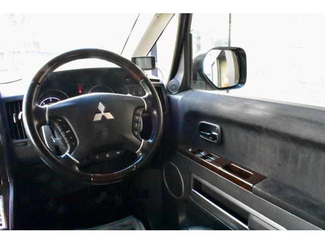 デリカＤ：５ シャモニー　４ＷＤ　本州仕入　１オーナー　ジオランダーＭ／Ｔ　新品フロントガード　両側電動スライドドア　シートヒーター　シートカバー付き（35枚目）