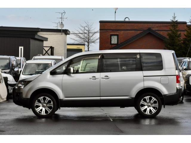 デリカＤ：５ Ｄ　パワーパッケージ　４ＷＤ　本州仕入　前期・最終型　アルパインナビ　両側電動スライドドア　シートヒーター　純正フロントプロテクター　エンジンマウント交換済（13枚目）