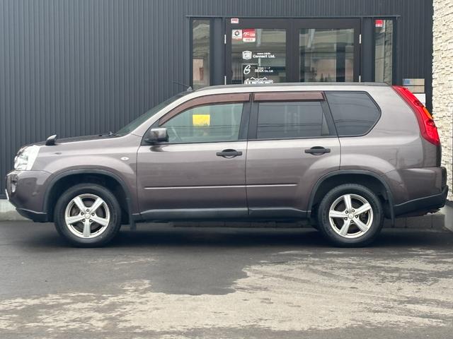 エクストレイル ２０Ｓ　４ＷＤ　ドライブレコーダー　ＥＴＣ　バックカメラ　オートクルーズコントロール　ナビ　ＴＶ　アルミホイール　キーレスエントリー　電動格納ミラー　シートヒーター　ＣＶＴ　衝突安全ボディ　ＣＤ　ＤＶＤ再生（18枚目）