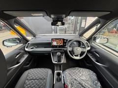 運転者にとっては日々使用することとなる運転席です。運転席が快適だと運転に集中することができますね。 2