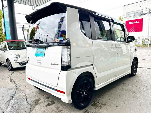 Ｎ－ＢＯＸカスタム Ｇ・Ａパッケージ　４ＷＤ　寒冷地仕様　社外ナビ　片側パワースライド　バックカメラ　フルセグＴＶ　オートエアコン　ＨＩＤ　オートライト　アイドリングストップ　純正１４インチアルミ（8枚目）