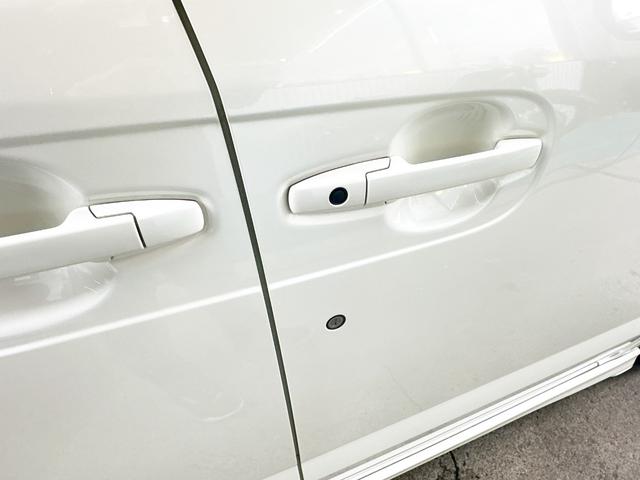 Ｎ－ＢＯＸカスタム Ｇ・Ａパッケージ　４ＷＤ　寒冷地仕様　社外ナビ　片側パワースライド　バックカメラ　フルセグＴＶ　オートエアコン　ＨＩＤ　オートライト　アイドリングストップ　純正１４インチアルミ（42枚目）