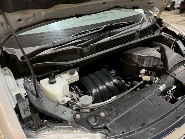 セレナ ハイウェイスター 4WD 純正ナビ 後席モニター 両側パワースライド アイドリングストップ クルーズコントロール HID ETC オートエアコン プッシュスタート バックカメラ Bluetoothオーディオ(15枚目)