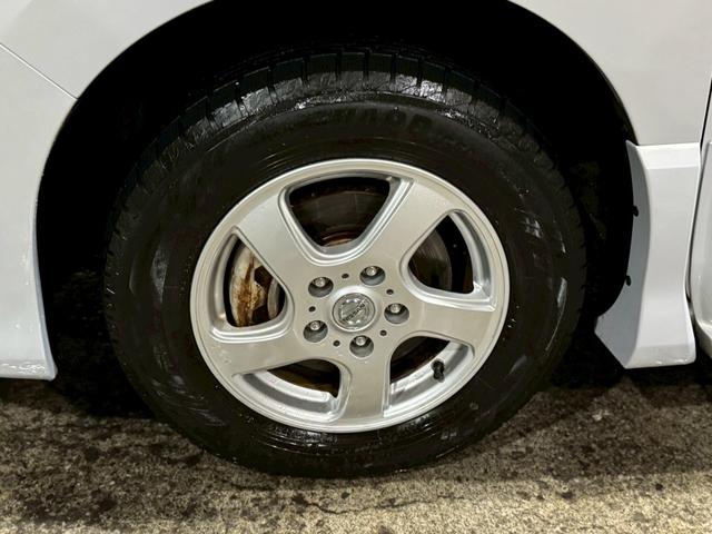 セレナ ハイウェイスター 4WD 純正ナビ 後席モニター 両側パワースライド アイドリングストップ クルーズコントロール HID ETC オートエアコン プッシュスタート バックカメラ Bluetoothオーディオ(39枚目)