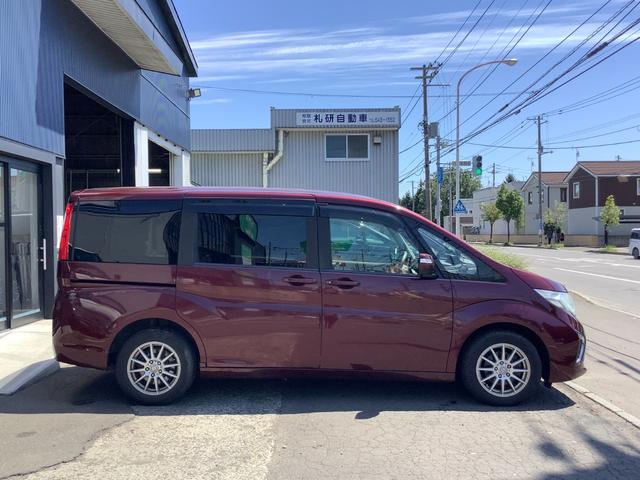 ステップワゴン Ｇ・ＥＸ　４ＷＤ　自社買取車　カーナビ　バックカメラ　地デジＴＶ　フリップダウンモニター　シートヒーター　エンジンスターター　ＥＴＣ　両側パワースライドドア（5枚目）