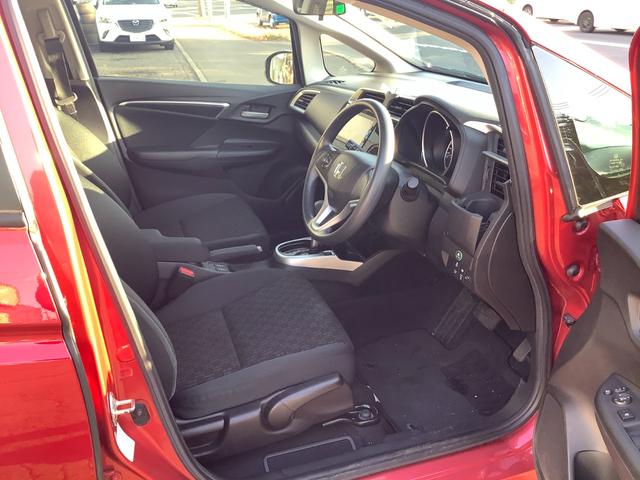 フィット １３Ｇ・Ｆパッケージ　コンフォートエディション　４ＷＤ　自社買取車　カーナビ　バックカメラ　地デジＴＶ　ＥＴＣ　プッシュスタート　エンジンスターター　シートヒーター（31枚目）