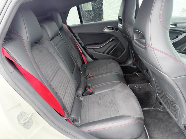 CLAクラス シューティングブレーク CLA250シュポルト4マチックシュティングブレーク スマートキー プッシュスタート バックカメラ 地デジ※走行中OK ETC ドラレコ デジタルインナーミラー(21枚目)