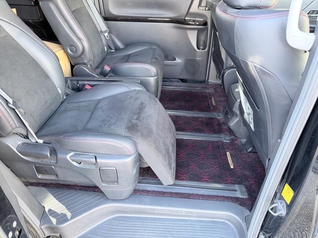 ヴェルファイア ２．４Ｚ　ゴールデンアイズＩＩ　純正ナビ　バックカメラ　地デジ　フリップダウンモニター　ハーフレザー　スタッドレス　スマートキー×２　純正エンジンスターター　モデリスタダウンサス（15枚目）