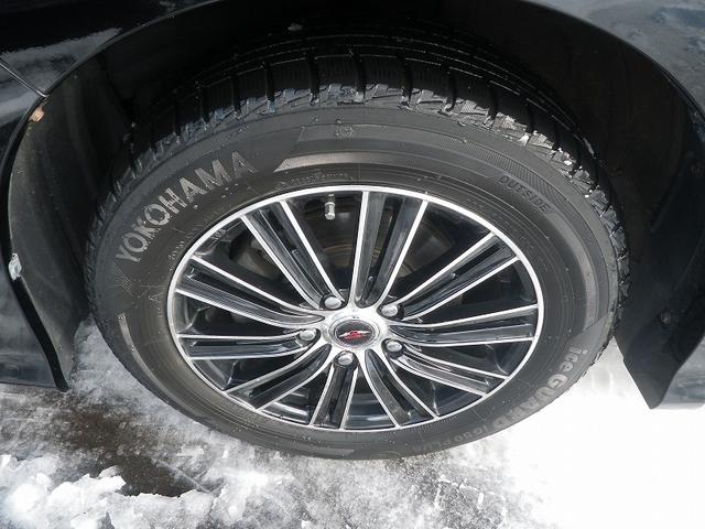 ヴォクシー ＺＳ　自社販売１オーナー　寒冷地仕様　社外ナビ　バックカメラ　ドライブレコーダー　エンジンスターター　フリップダウンモニター　夏冬タイヤ＋アルミホイール付き（9枚目）