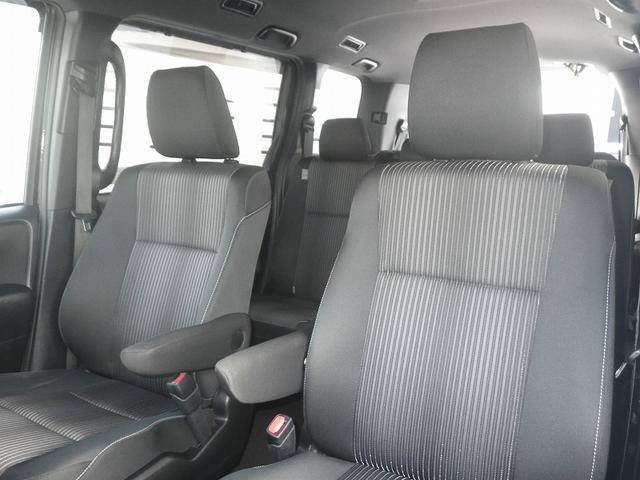 ヴォクシー ＺＳ　自社販売１オーナー　寒冷地仕様　社外ナビ　バックカメラ　ドライブレコーダー　エンジンスターター　フリップダウンモニター　夏冬タイヤ＋アルミホイール付き（40枚目）