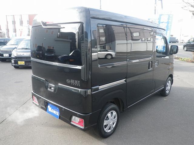 ハイゼットカーゴ クルーズ 自社販売1オーナー 寒冷地仕様 夏冬タイヤ+ホイール(6枚目)